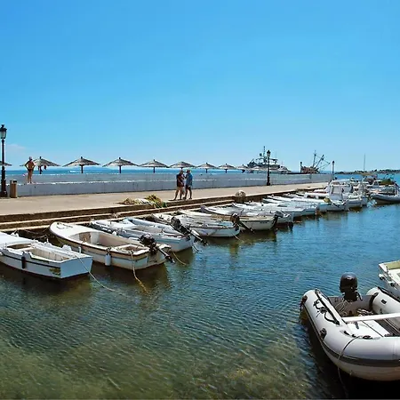 On Island Near Pebble Beaches Appartamento *